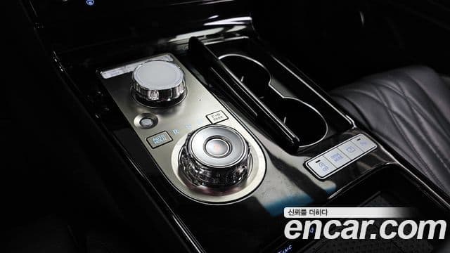 Genesis G80 (RG3) бензин 2.5 турбо AWD, 2025 9