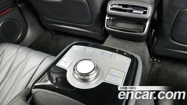 Genesis G80 (RG3) бензин 2.5 турбо AWD, 2025 19