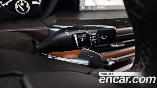 Genesis G90 Premium Luxury, 2021 18