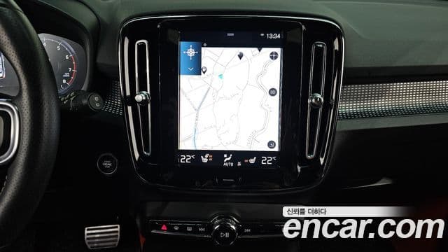 Volvo XC40 B4 R-Design, 2021 14