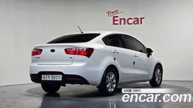 Kia All New Pride Luxury Eco Plus, 2012 2