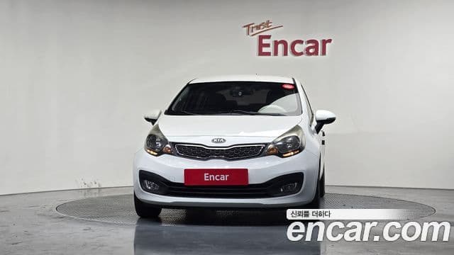 Kia All New Pride Luxury Eco Plus, 2012 3