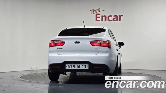Kia All New Pride Luxury Eco Plus, 2012 4