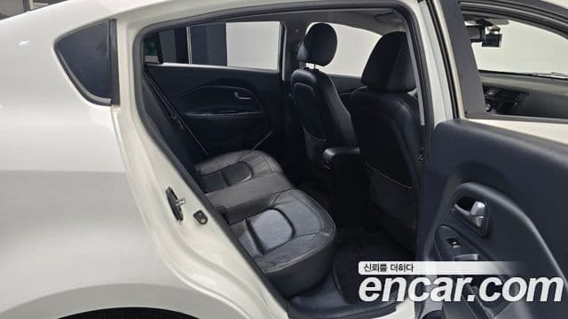 Kia All New Pride Luxury Eco Plus, 2012 12