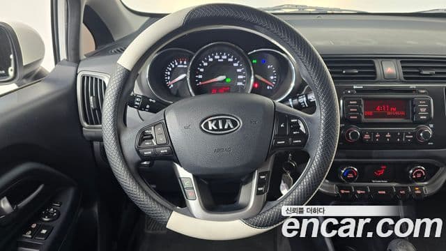 Kia All New Pride Luxury Eco Plus, 2012 13