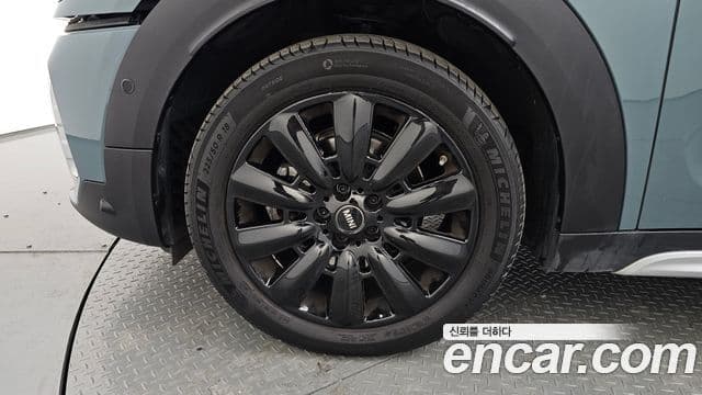 Mini Cooper Countryman 2세대, 2024 все фото