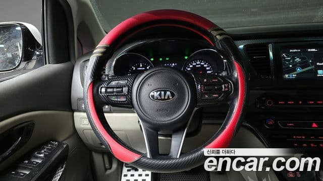 Kia All New Carnival Prestige, 2018 13