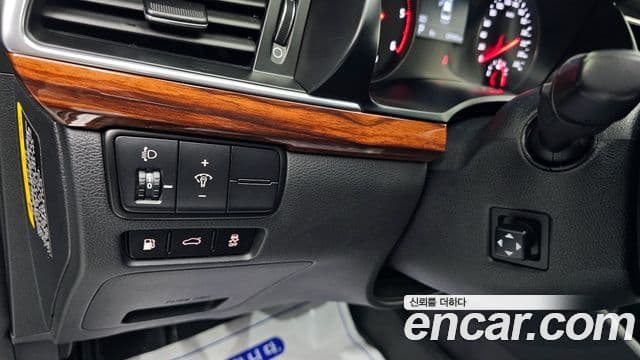 Kia All New K7 Prestige, 2016 14