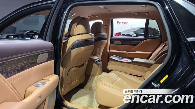 Genesis G90 (RS4) бензин 3.5 турбо AWD, 2023 12