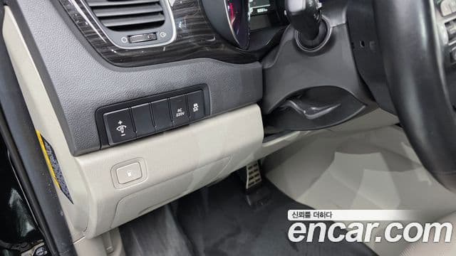 Kia The / новый New Carnival Special, 2019 14