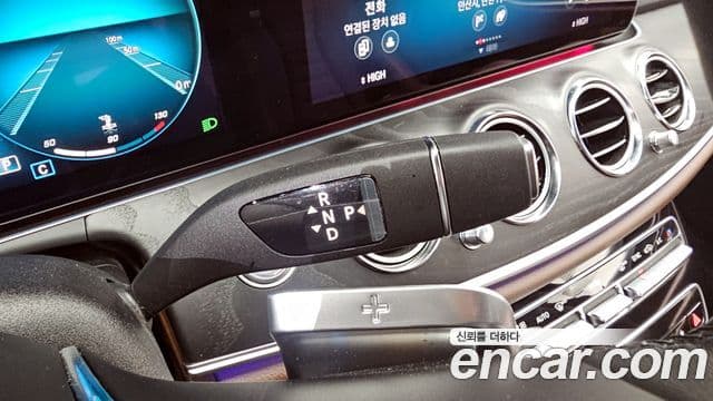 Mercedes-Benz E-класс W213 Avantgarde, 2023 9