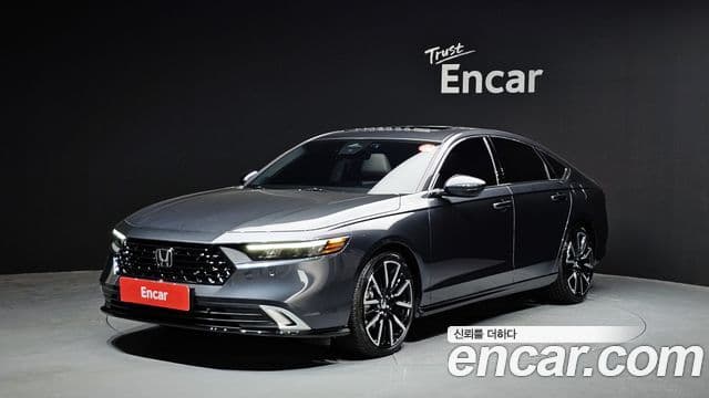 Honda Accord 11세대 2.0 гибрид Туринг (Touring)