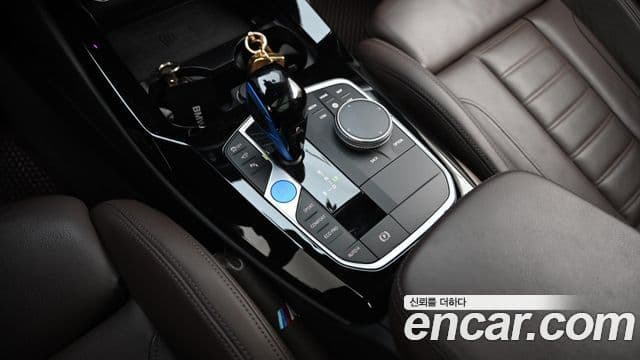 BMW iX3 M Sport, 2022 9