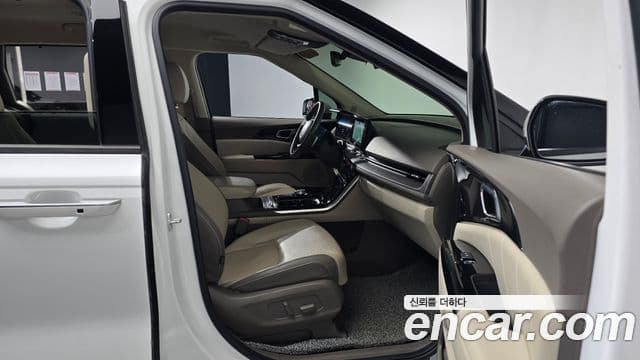 Kia Carnival 4세대 Signature, 2023 11