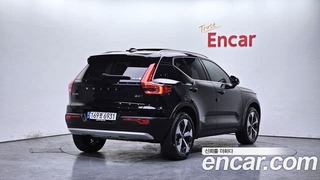 Volvo XC40 B4 Ultimate Bright, 2024 2