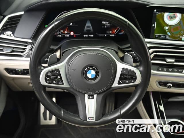 BMW X7 (G07) M50i 6인승, 2021 13