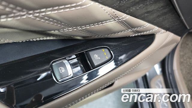 Kia K8 гибрид Signature, 2022 19