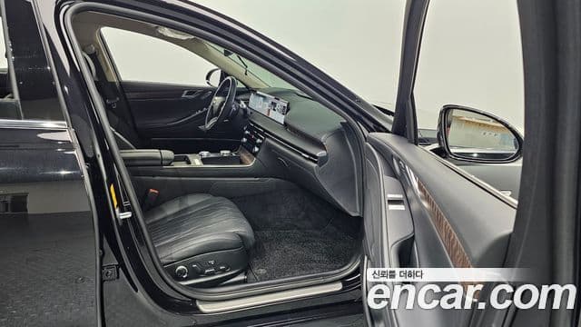 Genesis G80 (RG3) бензин 2.5 турбо AWD, 2025 10