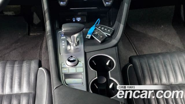 Genesis G70 Elite, 2019 9