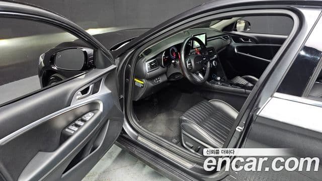 Genesis G70 Elite, 2019 10