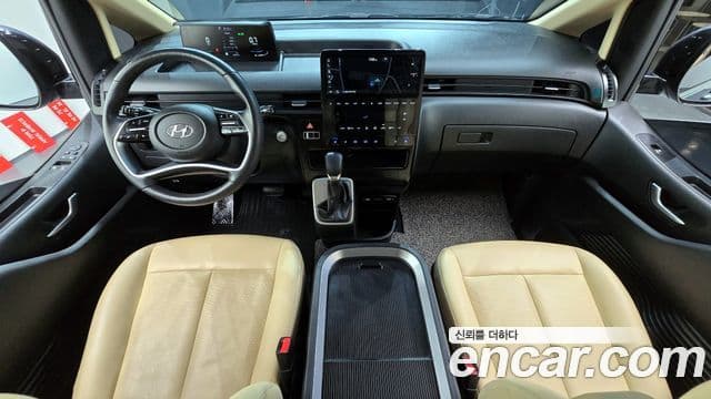 Hyundai Staria Modern, 2023 7