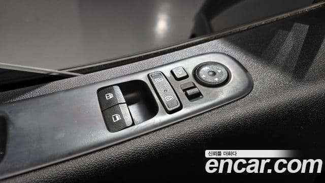 Hyundai Staria Modern, 2023 17