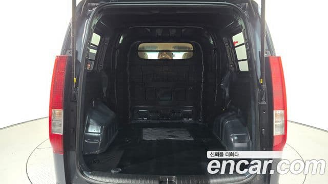 Hyundai Staria Modern, 2023 20