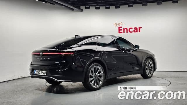 Toyota 크라운 кроссовер, 2023 2