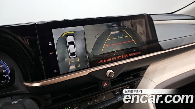 Toyota 크라운 кроссовер, 2023 16