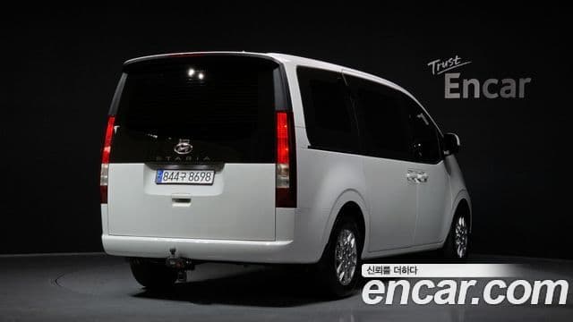 Hyundai Staria Modern, 2023 2