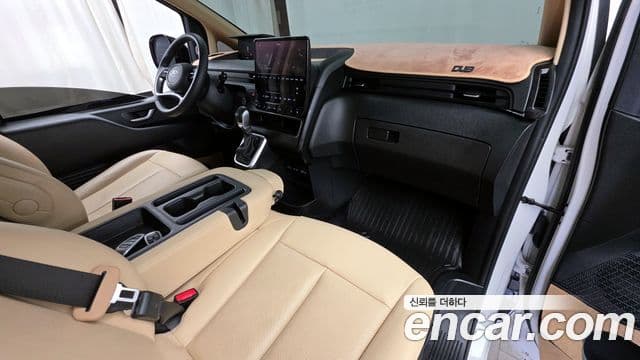 Hyundai Staria Modern, 2023 7