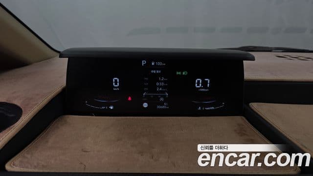 Hyundai Staria Modern, 2023 8