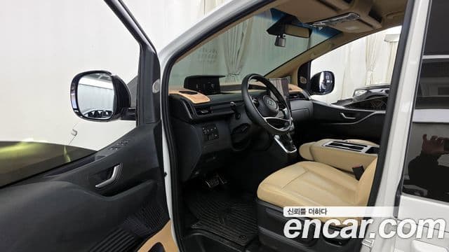 Hyundai Staria Modern, 2023 10