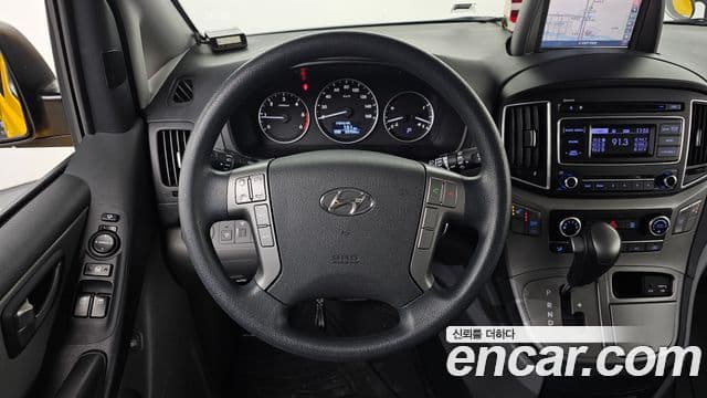 Hyundai Grand Starex детский перевозочный автомобиль, 2017 14