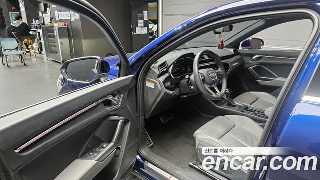 Audi Q3 (F3) 35 TDI Premium Sportback, 2023 10