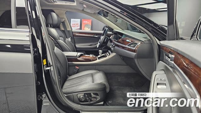 Genesis EQ900 Prestige, 2016 12