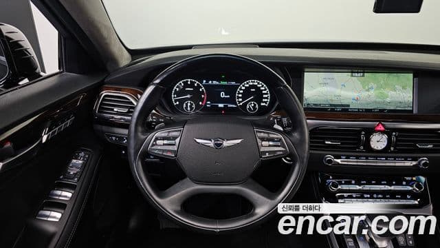 Genesis EQ900 Prestige, 2016 15