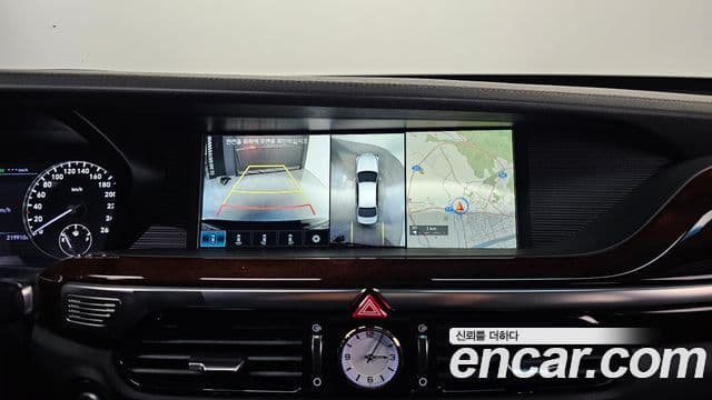 Genesis EQ900 Prestige, 2016 17