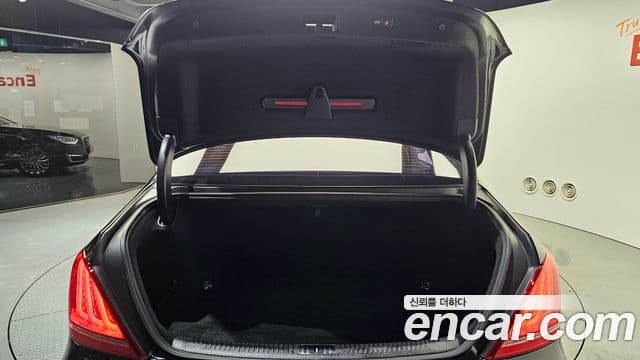 Genesis EQ900 Prestige, 2016 20