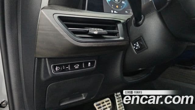 Kia K8 Platinum, 2023 17