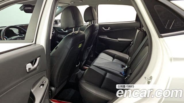 Hyundai The / новый New Kona Inspiration, 2021 11