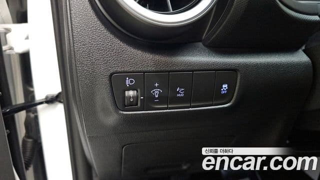 Hyundai The / новый New Kona Inspiration, 2021 13