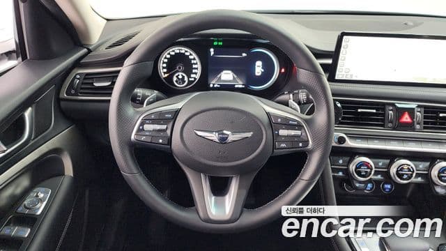 Genesis The / новый New G70, 2023 13