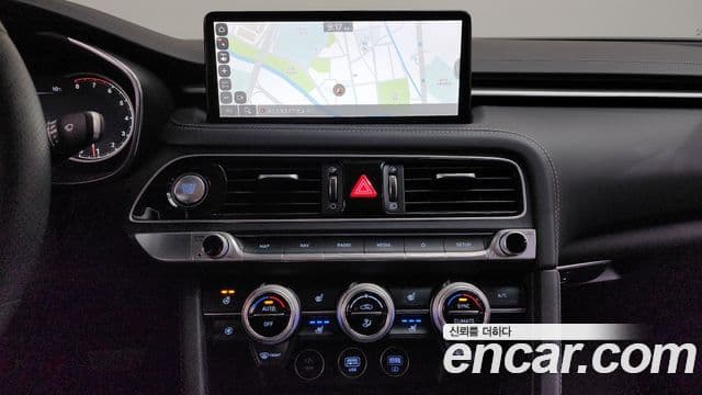 Genesis The / новый New G70, 2023 15