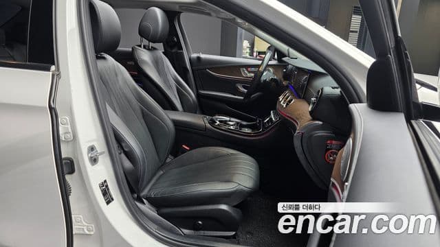 Mercedes-Benz E-класс W213 Exclusive, 2019 11