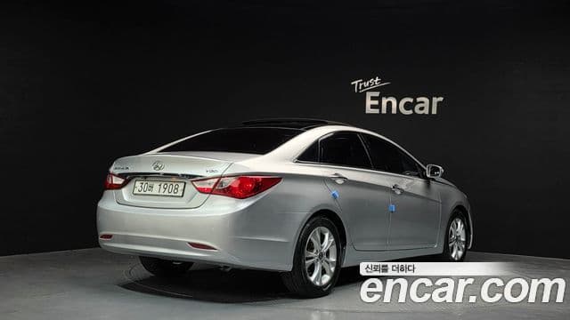 Hyundai YF Sonata LPI Premier(для людей с инвалидностью), 2010 2