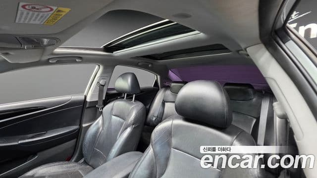 Hyundai YF Sonata LPI Premier(для людей с инвалидностью), 2010 11