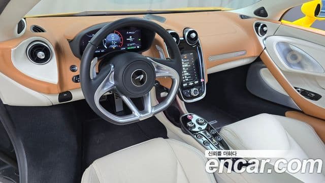 맥라렌 GT, 2022 7