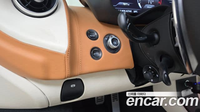 맥라렌 GT, 2022 16