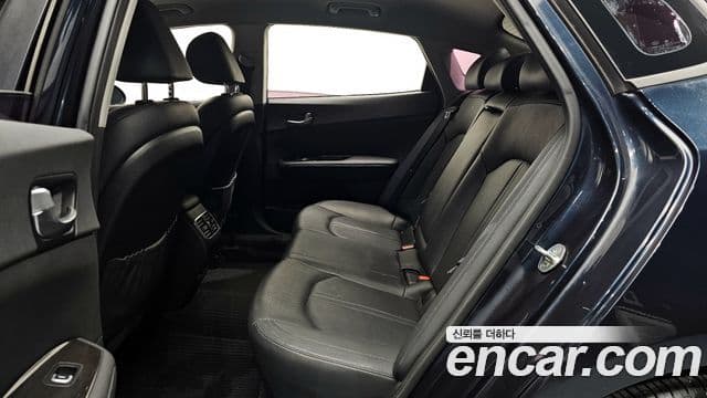 Kia K5 2세대 Prestige, 2016 12